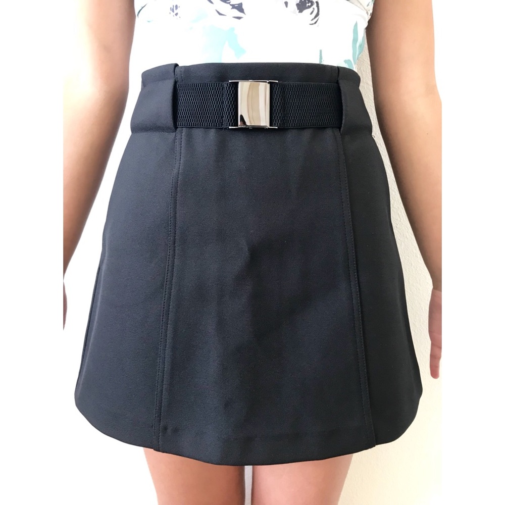 FOREVER21 BLACK MINI SKIRT